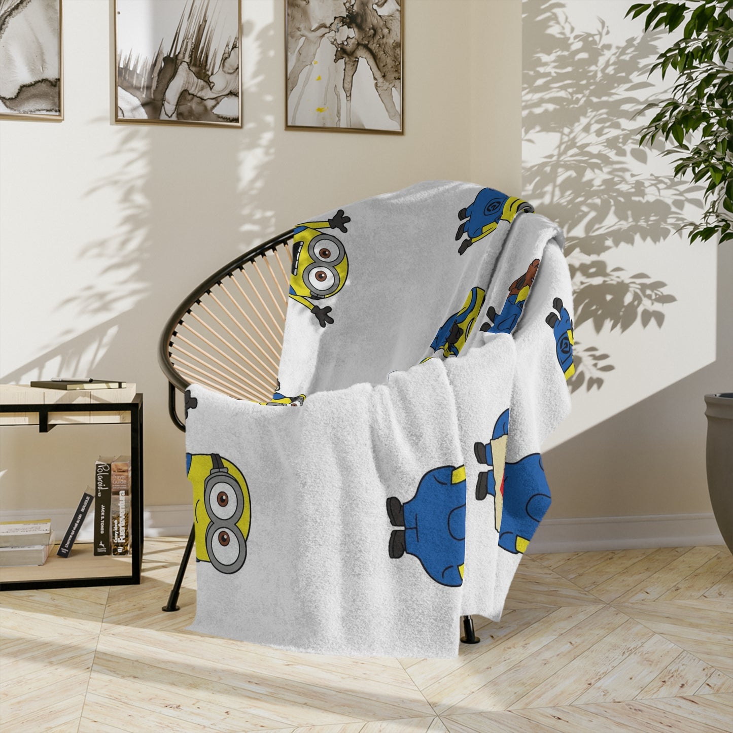 Microfiber Blanket — Cute Yellow Cartoon Minions Pattern Fleece Throw